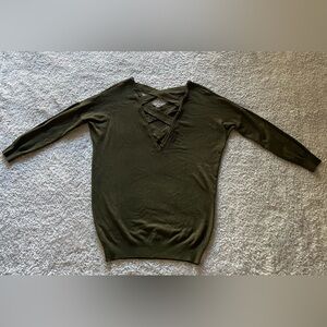 Woven Heart Green V-Neck Sweater